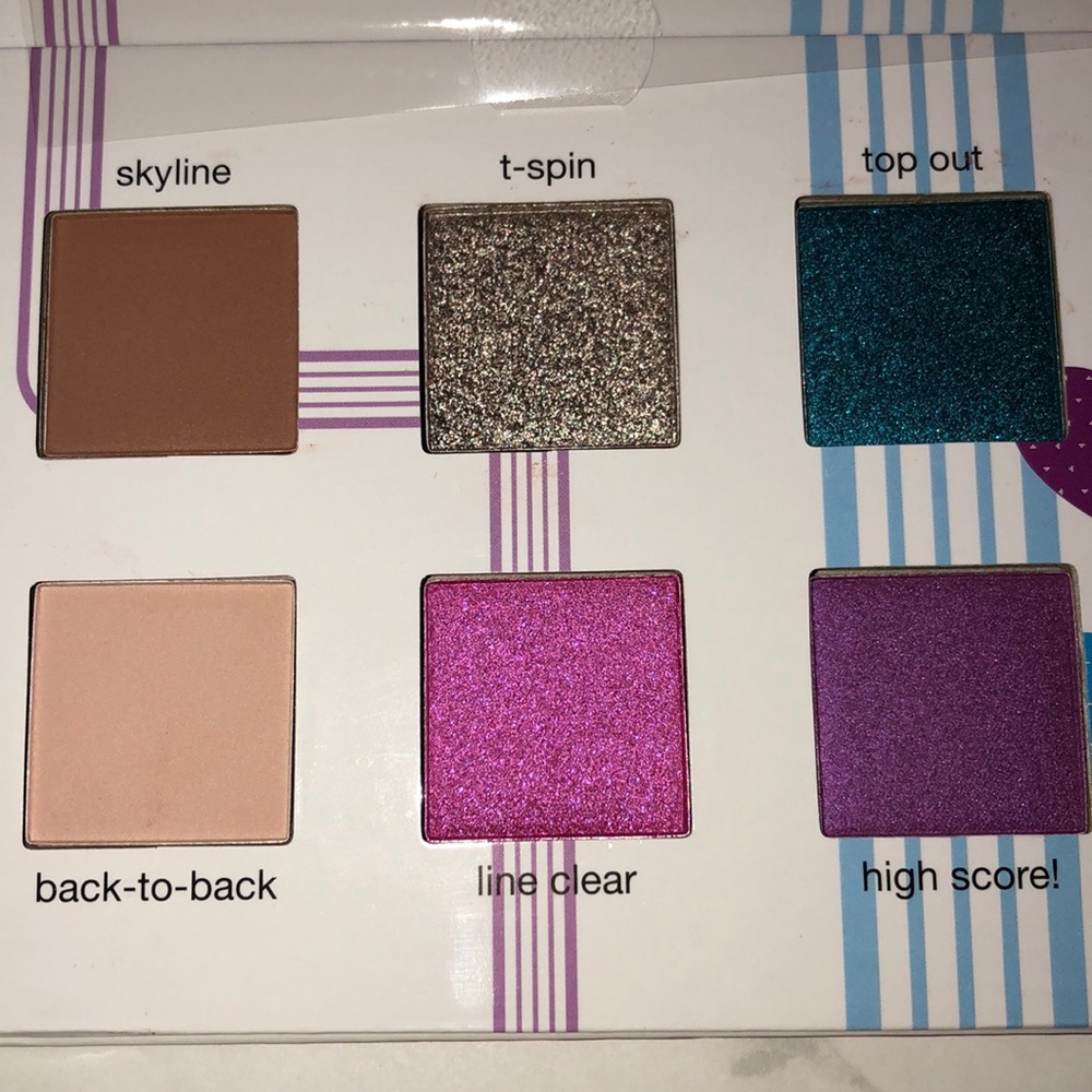 Tetris x Ipsy palette